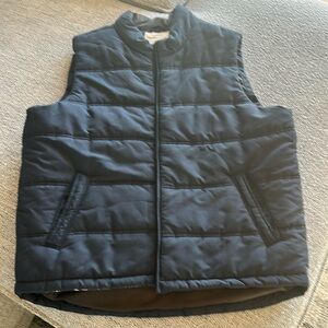 Men’s Navy XXL puffy vest